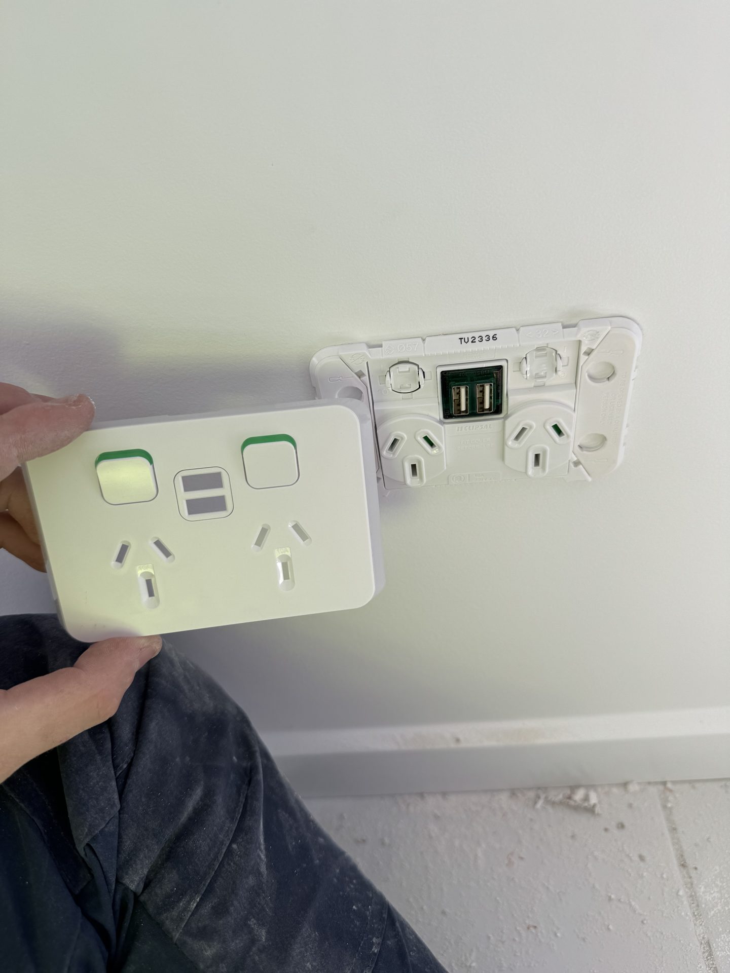 Power Points & Circuits by Daxon Electrical